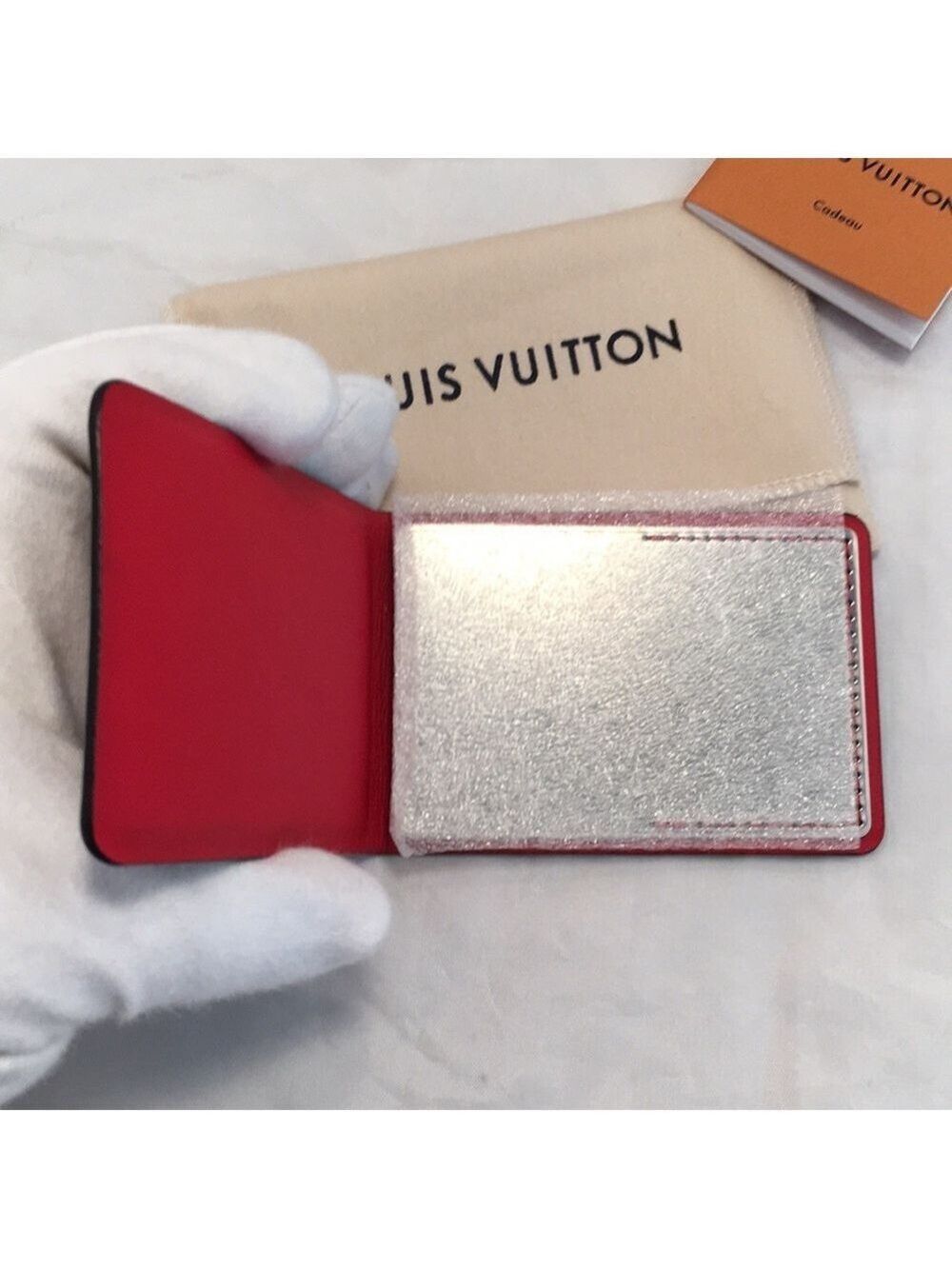 AUTHENTIC Louis Vuitton Kabuki mirror - Picture 3 of 7